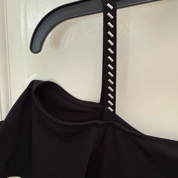 MICHAEL Michael Kors Sleeveless Top - Picture 3 of 10